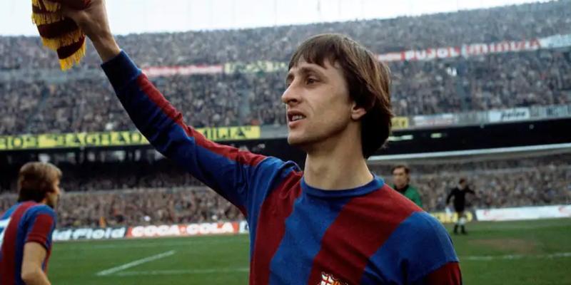 Johan Cruyff - Số 10 cổ điển